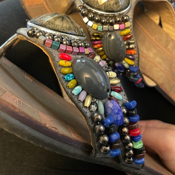 Beaded sandals - Picture 3 of 4